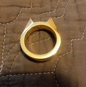 Spiked ring